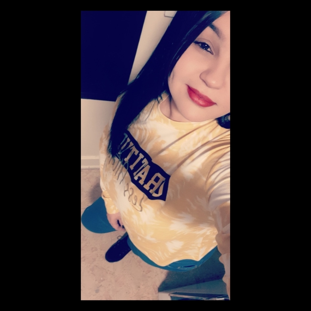 Meet your Posher, Imariis